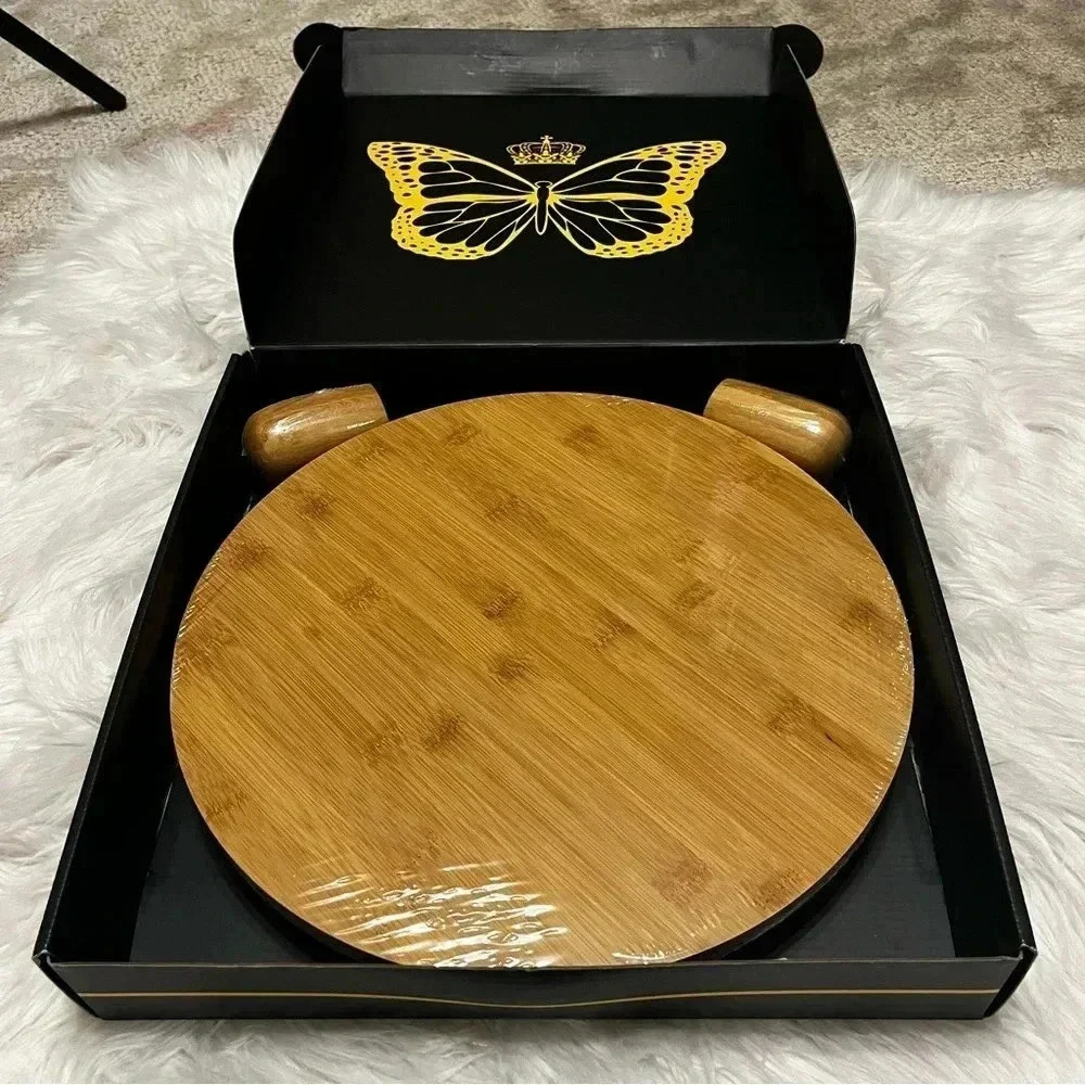 NWOT-Monarch life lazy Susan w- salt & pepper shakers